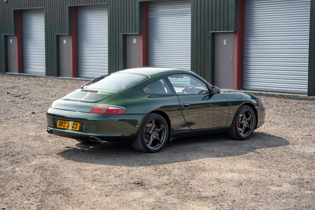 2002 Porsche 996 Carrera - Image 24 of 30