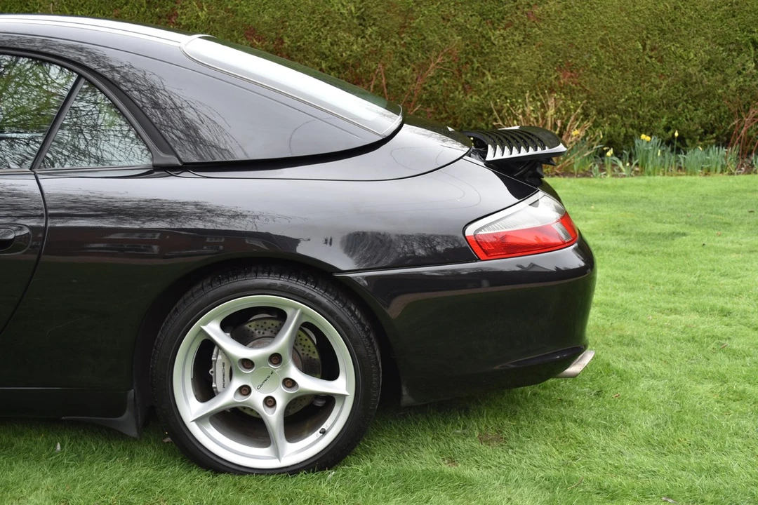 2002 Porsche 996 Carrera 4 - Image 23 of 30
