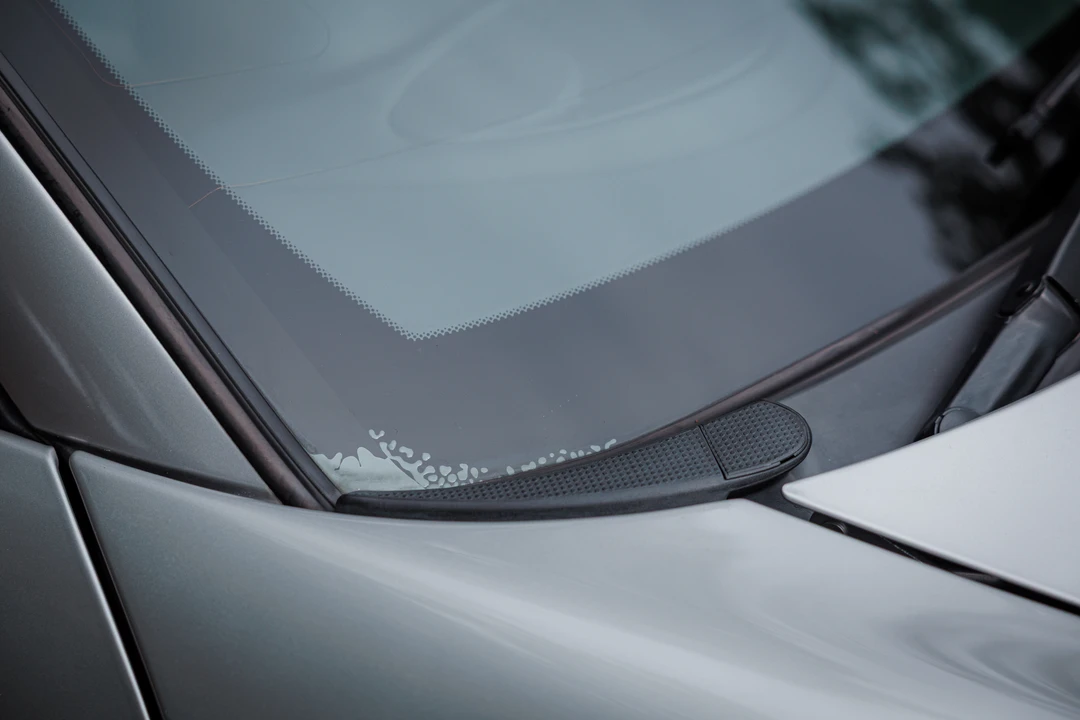 2002 Porsche 996 Carrera 4 - Image 23 of 31