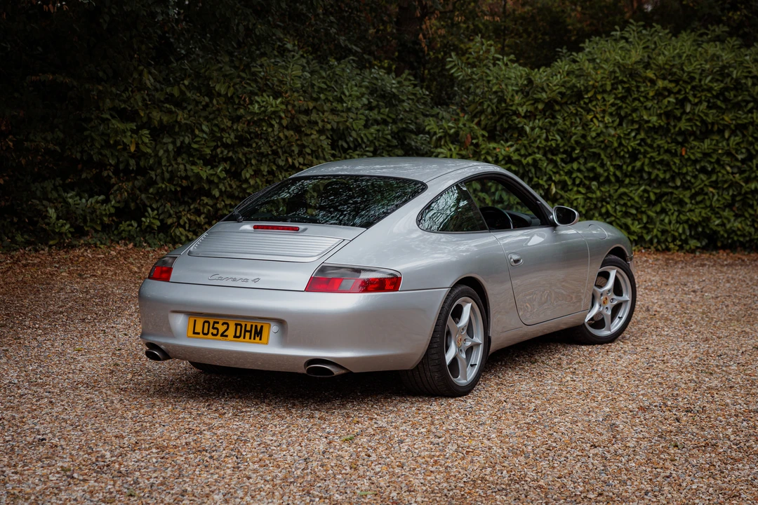 2002 Porsche 996 Carrera 4 - Image 19 of 31