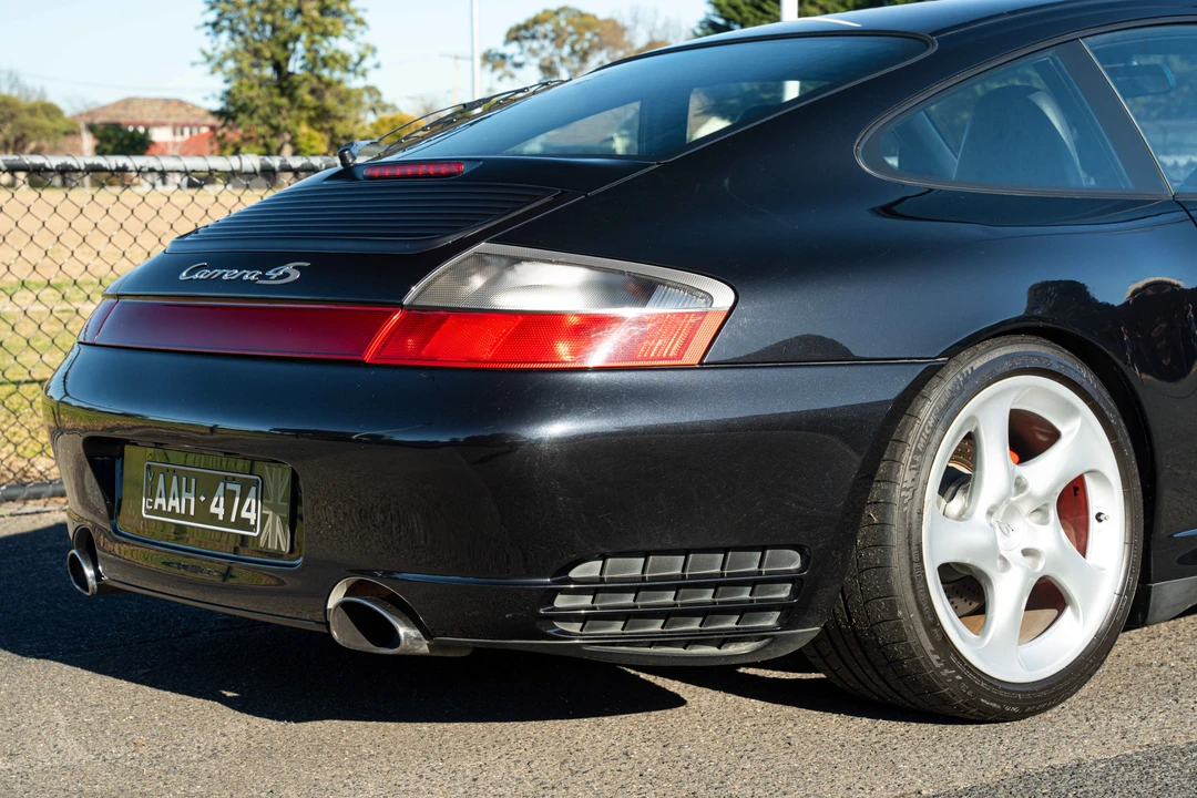 2002 Porsche 996 Carrera 4S - Image 24 of 31