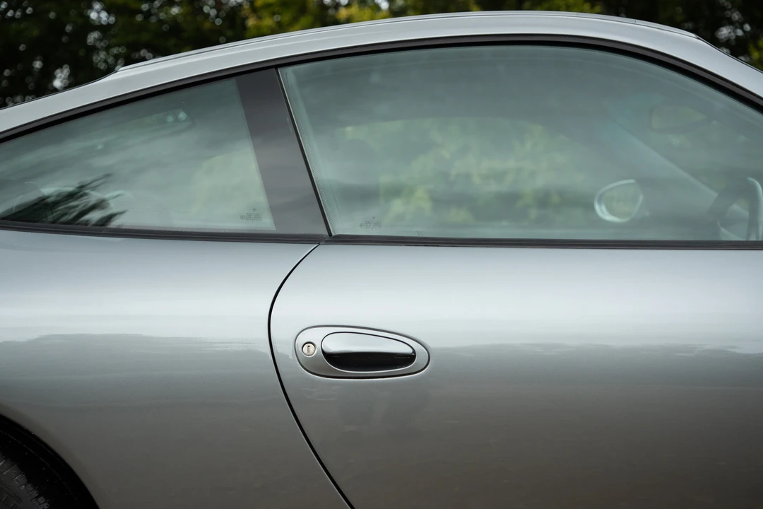 2002 Porsche 996 Carrera - Image 30 of 31