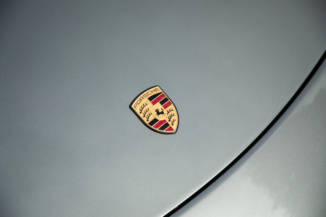 2002 Porsche 996 Carrera - Image 28 of 31