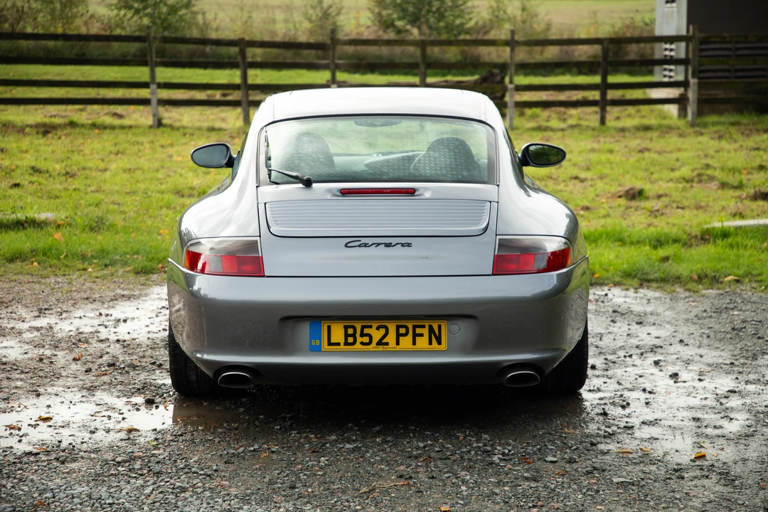 2002 Porsche 996 Carrera - Image 5 of 31