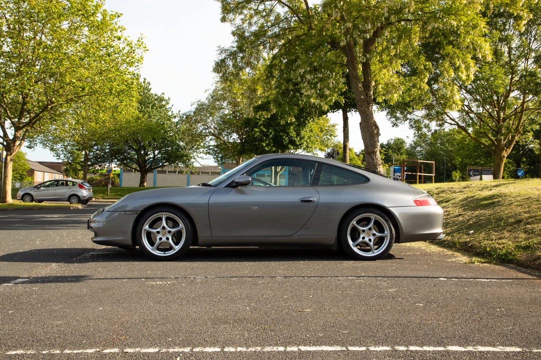 2002 Porsche 996 Carrera - Image 4 of 31