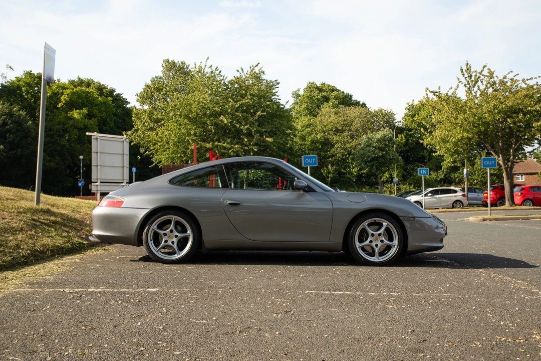 2002 Porsche 996 Carrera - Image 8 of 31