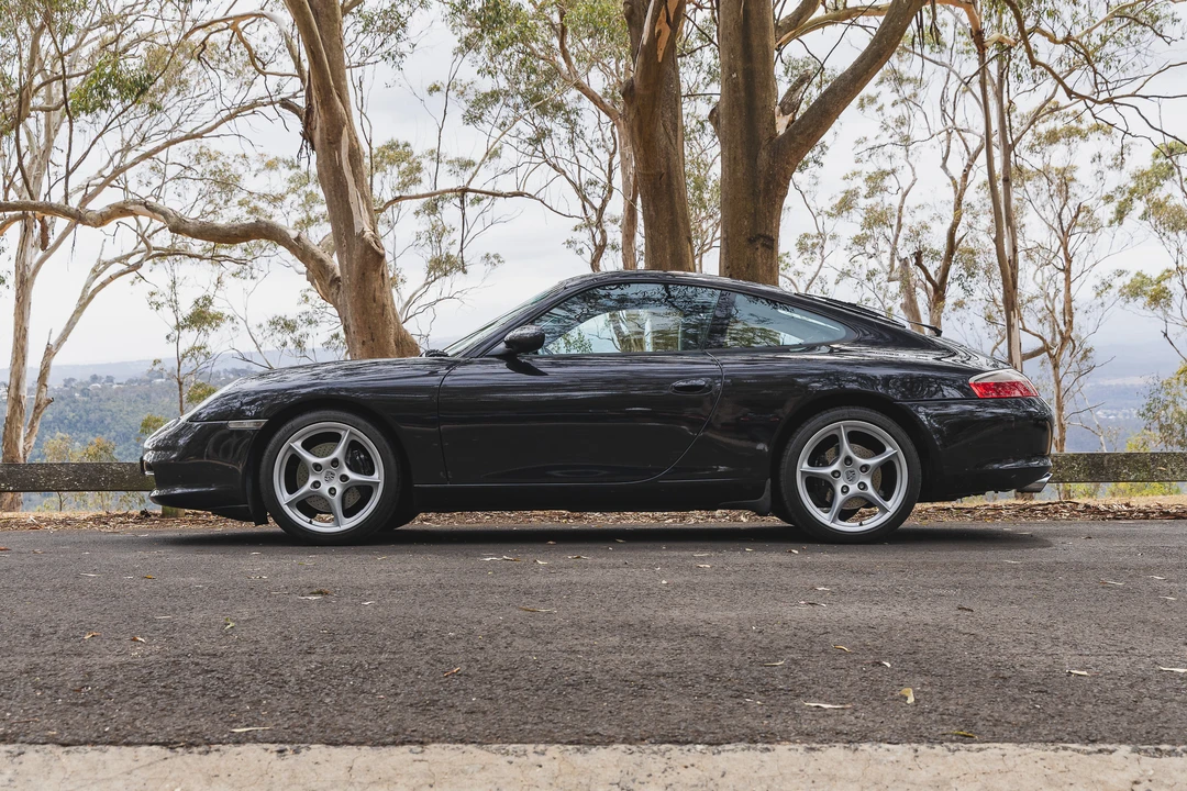 2002 Porsche 996 Carrera - Image 12 of 31