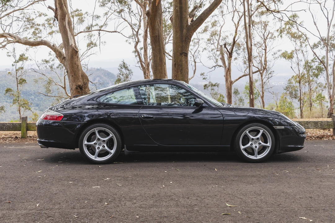2002 Porsche 996 Carrera - Image 8 of 31