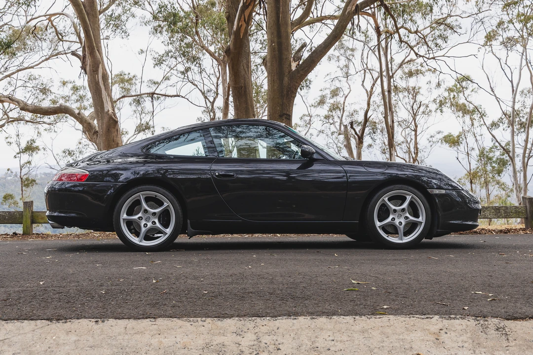 2002 Porsche 996 Carrera - Image 16 of 31