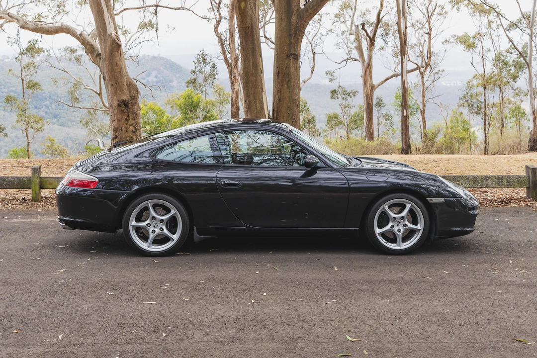 2002 Porsche 996 Carrera - Image 24 of 31