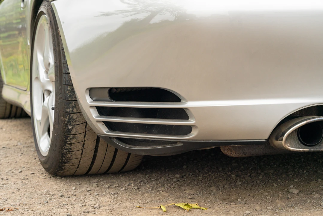 2002 Porsche 996 GT2 - Image 23 of 31