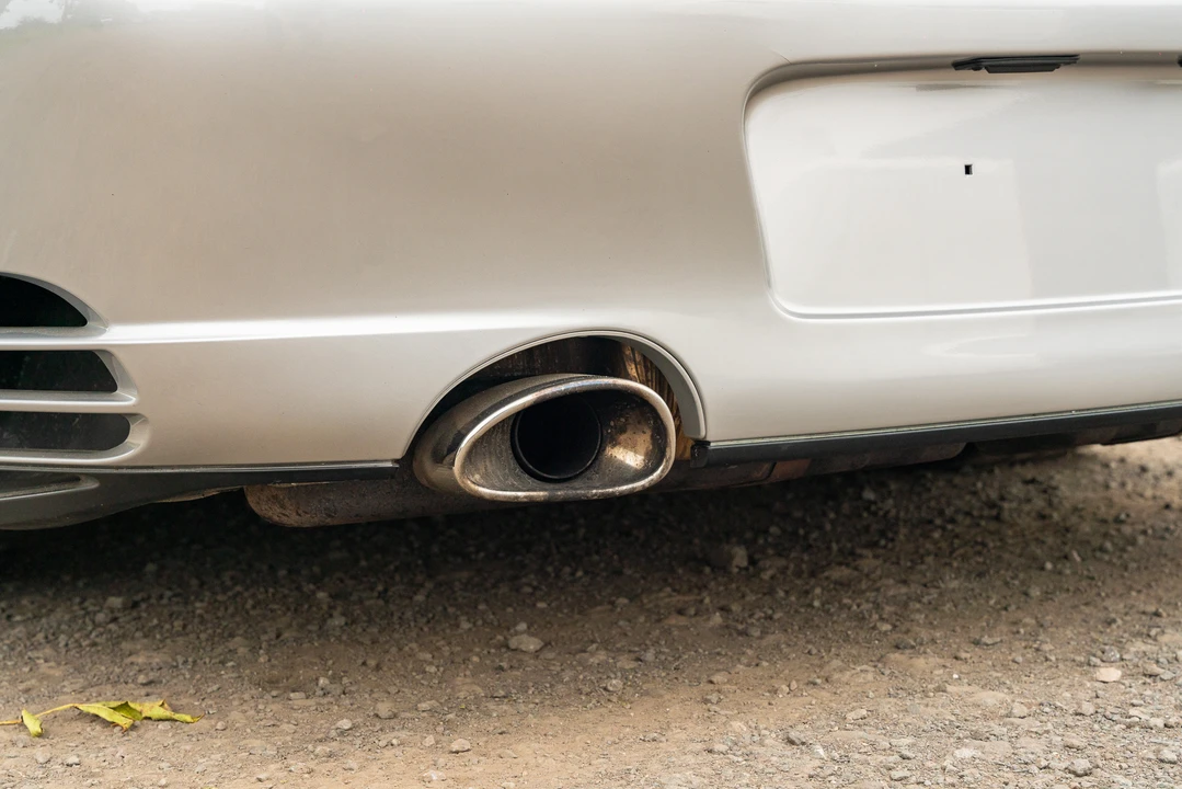 2002 Porsche 996 GT2 - Image 24 of 31