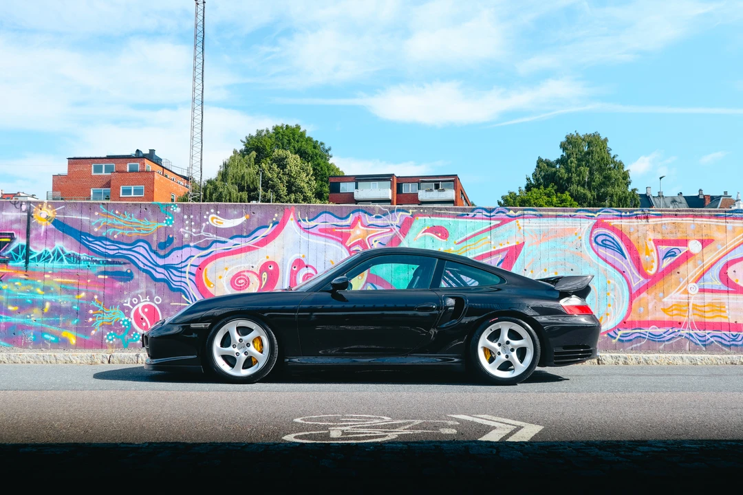 2002 Porsche 996 GT2 - Image 16 of 31