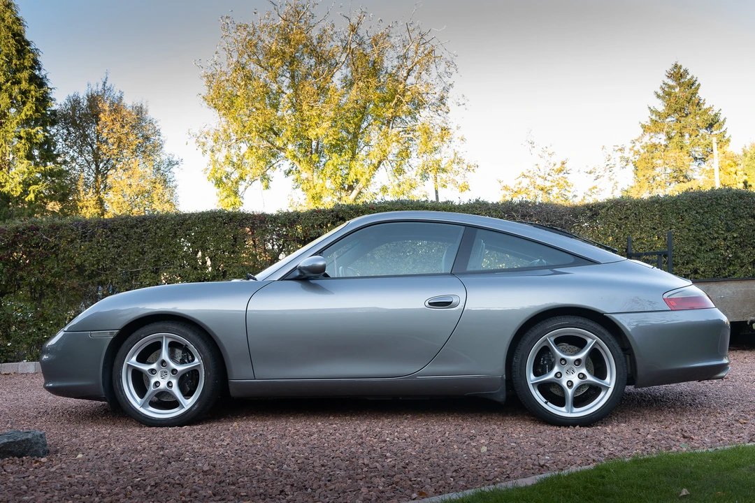 2002 Porsche 996 Carrera - Image 9 of 31
