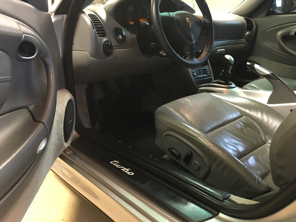2002 Porsche 996 Turbo - Image 7 of 17