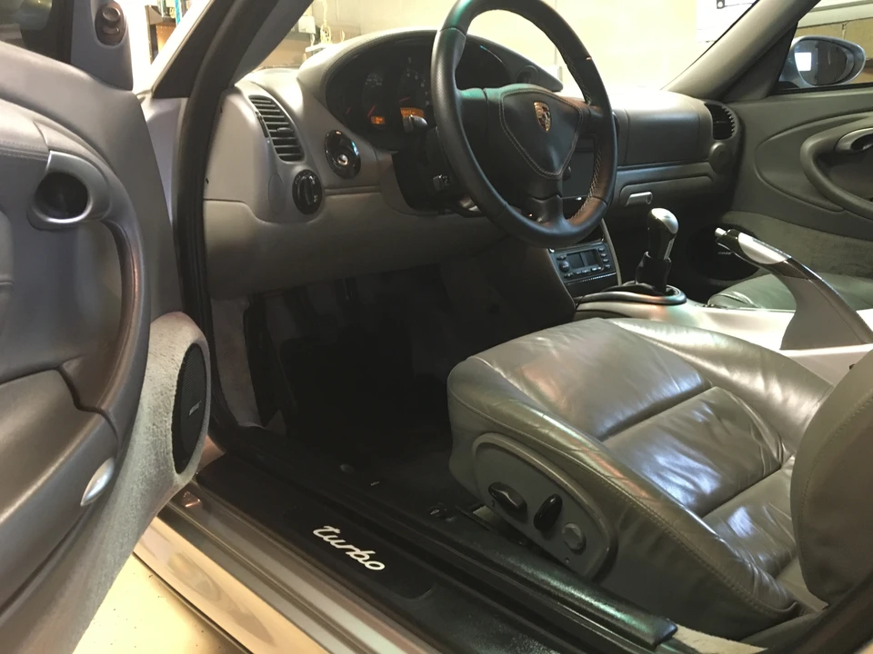2002 Porsche 996 Turbo - Image 8 of 17