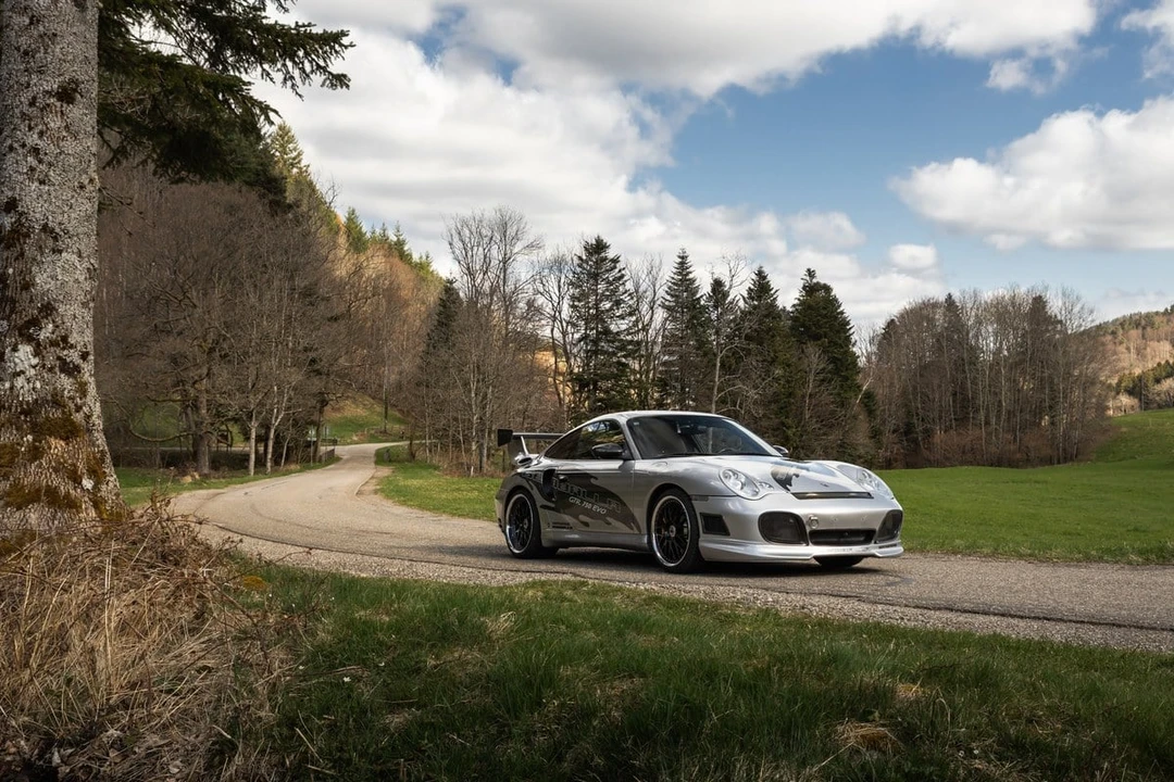2002 Porsche 996 Turbo - Image 4 of 31