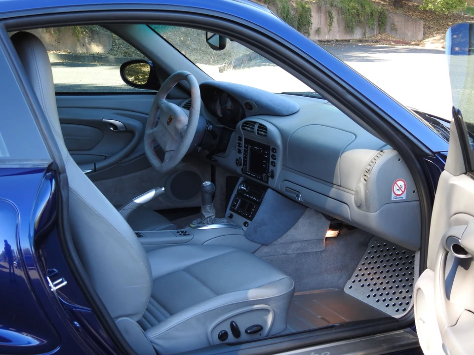 2002 Porsche 996 Turbo - Image 5 of 18