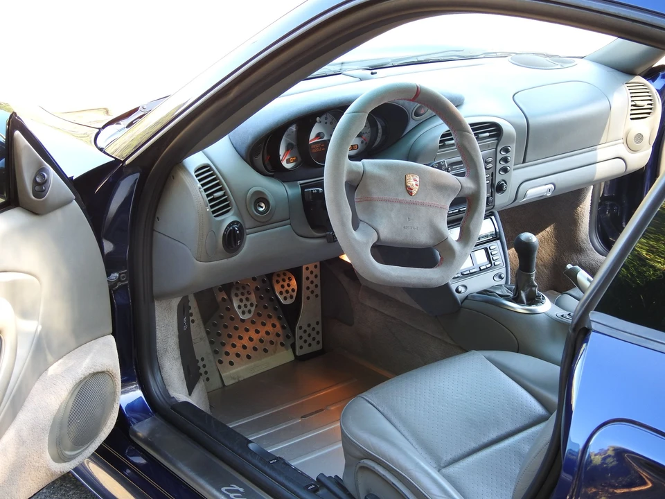 2002 Porsche 996 Turbo - Image 7 of 18