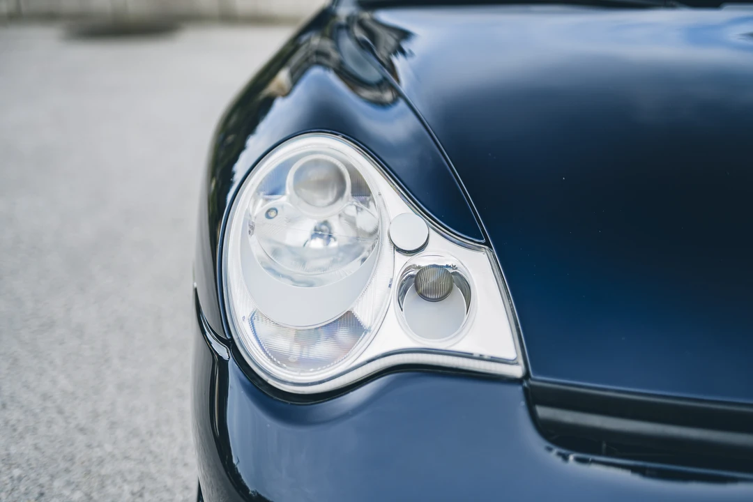 2002 Porsche 996 Turbo - Image 12 of 31
