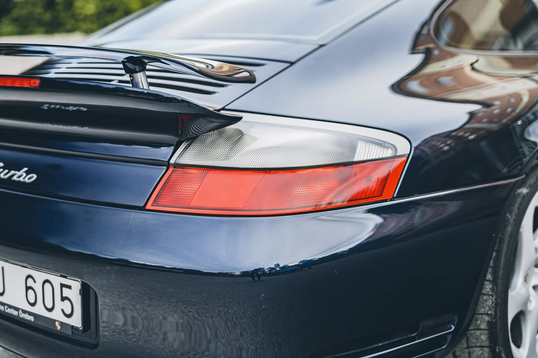 2002 Porsche 996 Turbo - Image 29 of 31