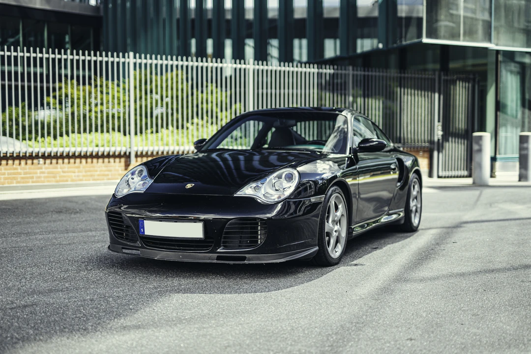 2002 Porsche 996 Turbo - Image 11 of 31