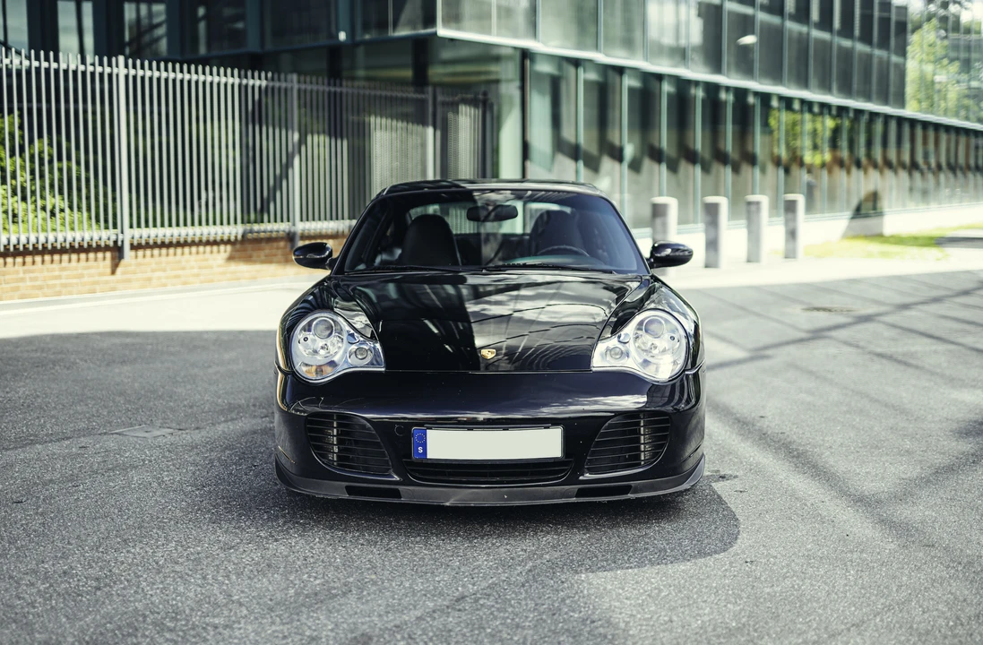 2002 Porsche 996 Turbo - Image 2 of 31