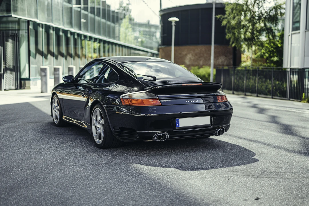 2002 Porsche 996 Turbo - Image 6 of 31
