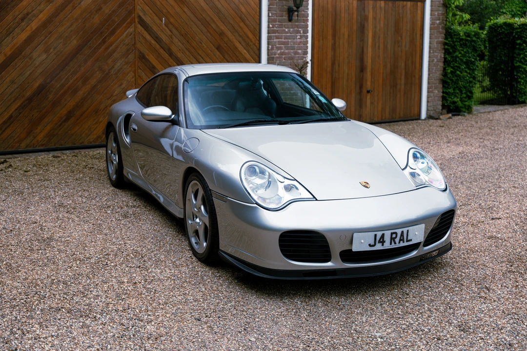 2002 Porsche 996 Turbo - Image 17 of 31