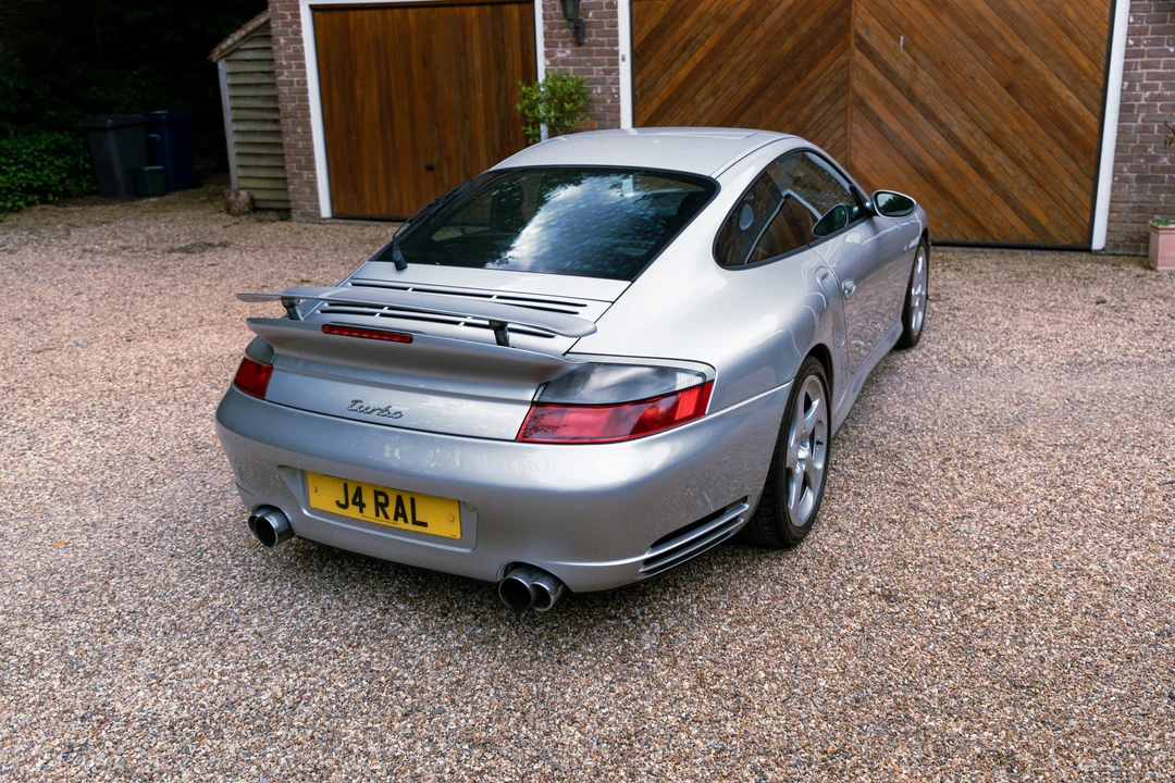2002 Porsche 996 Turbo - Image 15 of 31