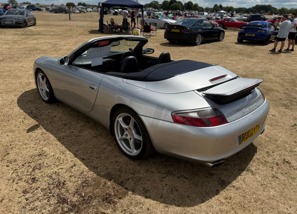 2002 Porsche 996 Carrera 4 - Image 8 of 30