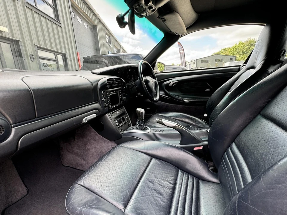 2002 Porsche 996 Carrera 4 - Image 21 of 30