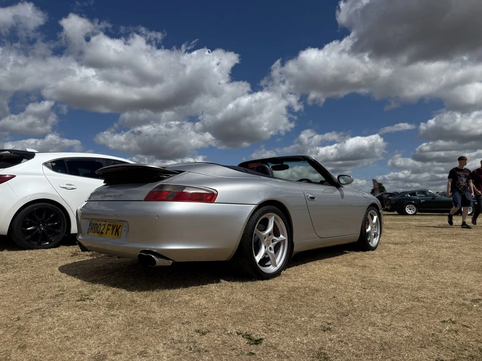 2002 Porsche 996 Carrera 4 - Image 6 of 30