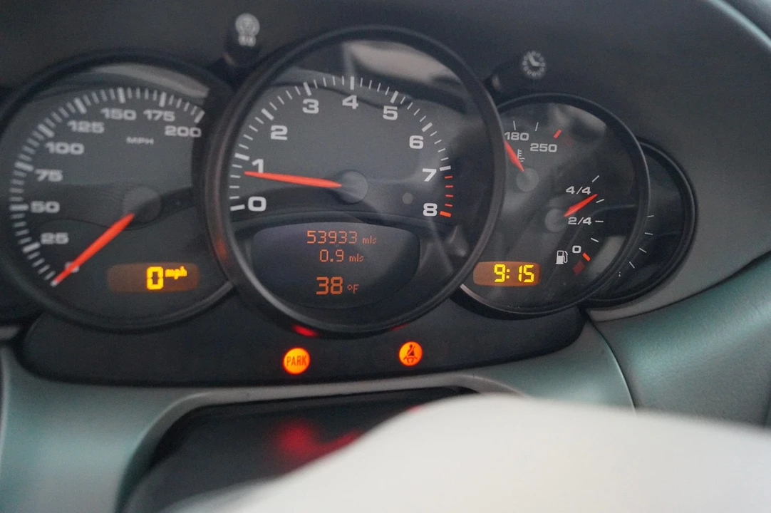 2002 Porsche 996 Carrera - Image 7 of 17