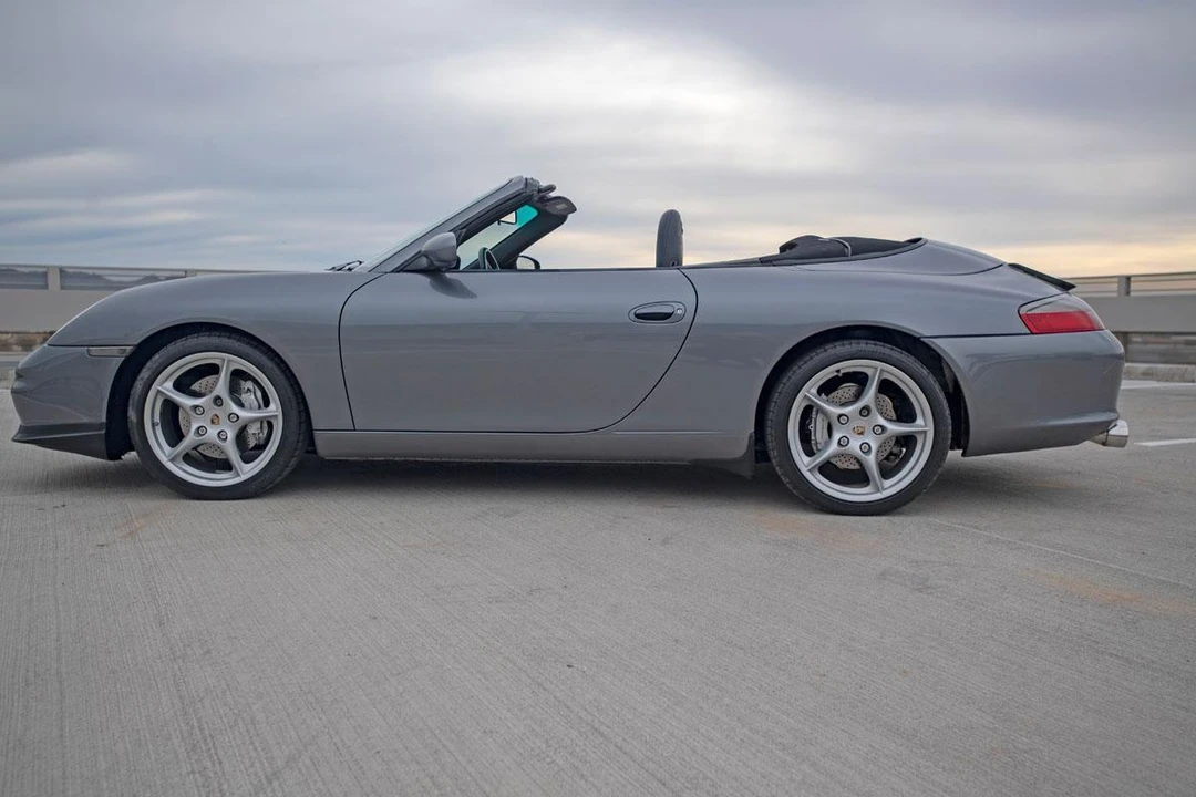 2002 Porsche 996 Carrera 4 - Image 3 of 8