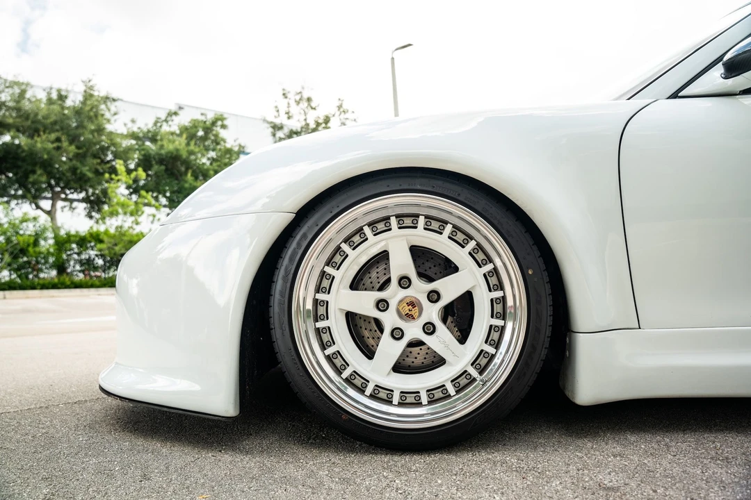 2003 Porsche 996 Carrera - Image 10 of 31