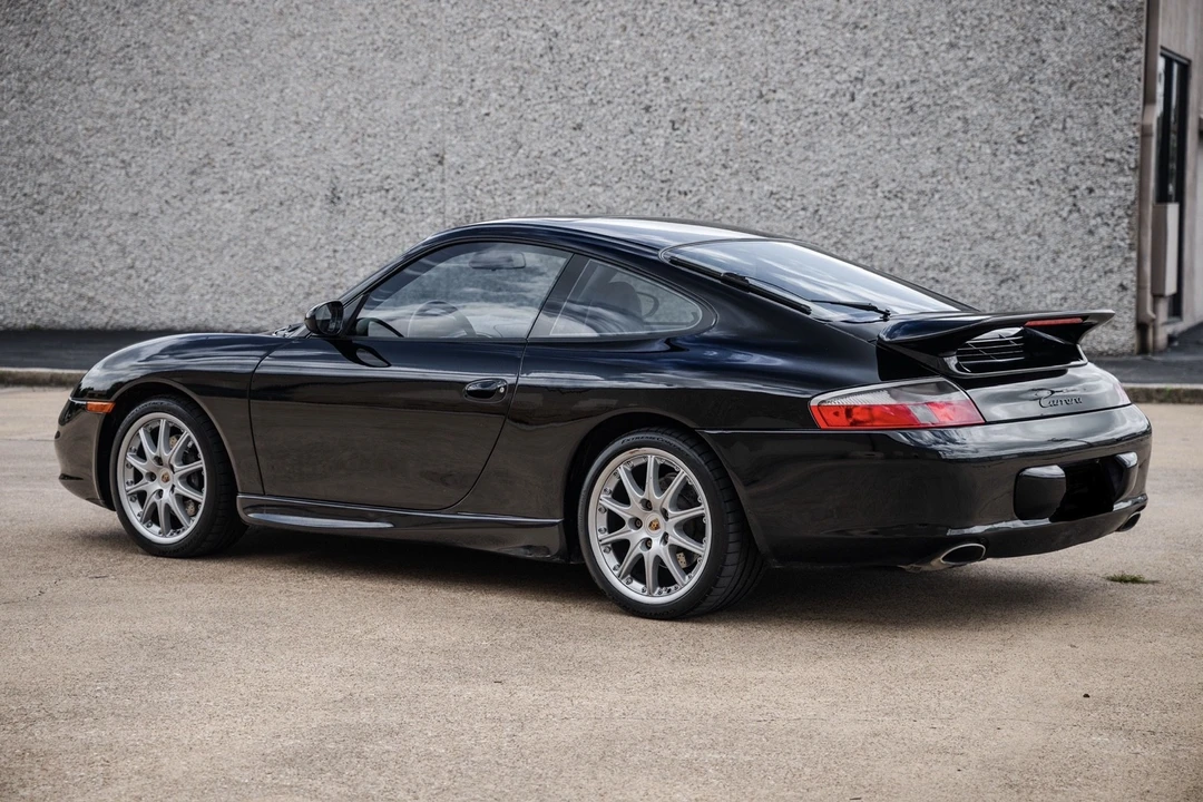 2002 Porsche 996 Carrera - Image 2 of 31