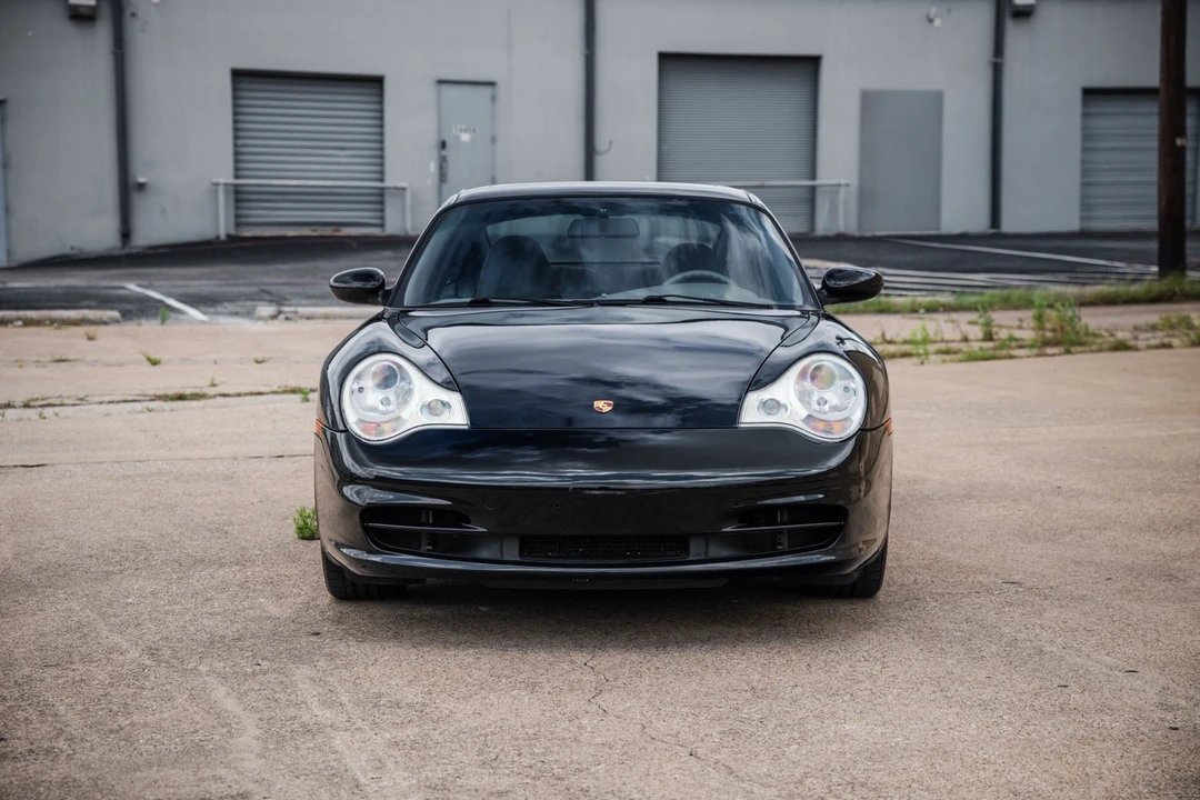 2002 Porsche 996 Carrera - Image 10 of 31