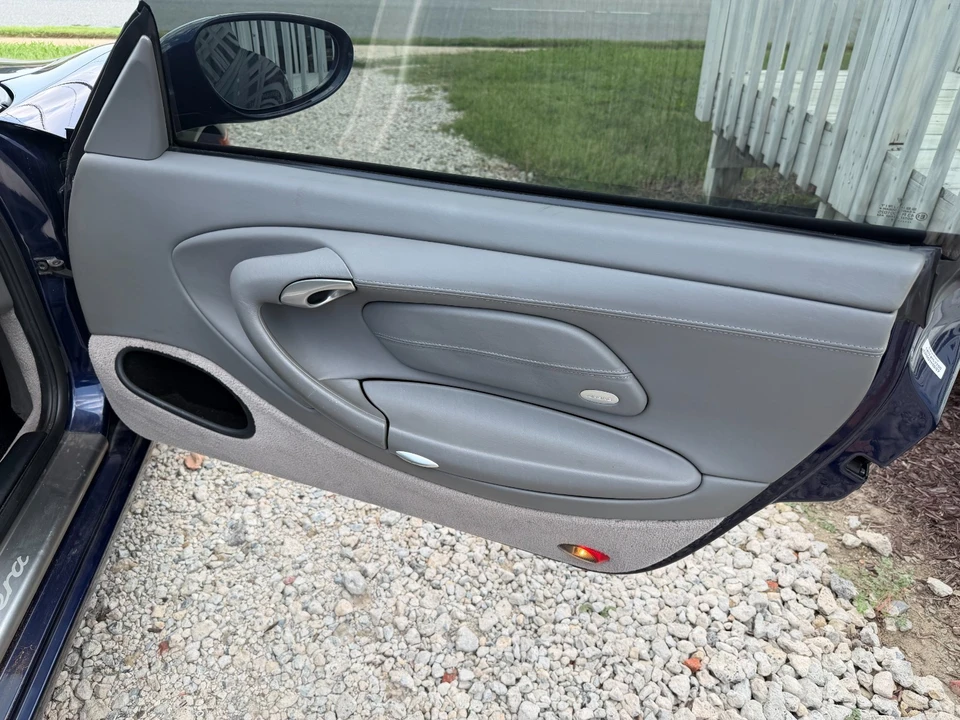 2002 Porsche 996 Carrera - Image 17 of 30