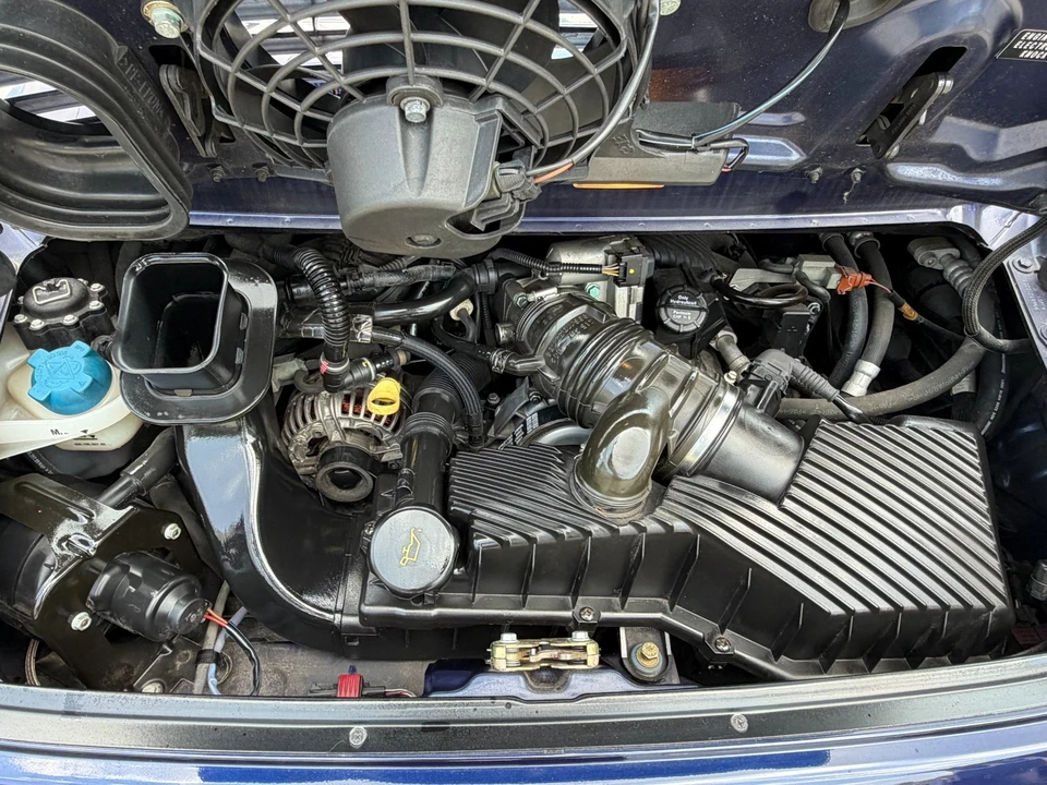 2002 Porsche 996 Carrera - Image 28 of 30