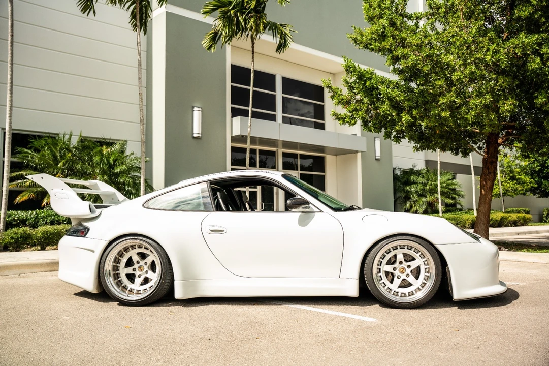 2002 Porsche 996 Carrera - Image 17 of 31