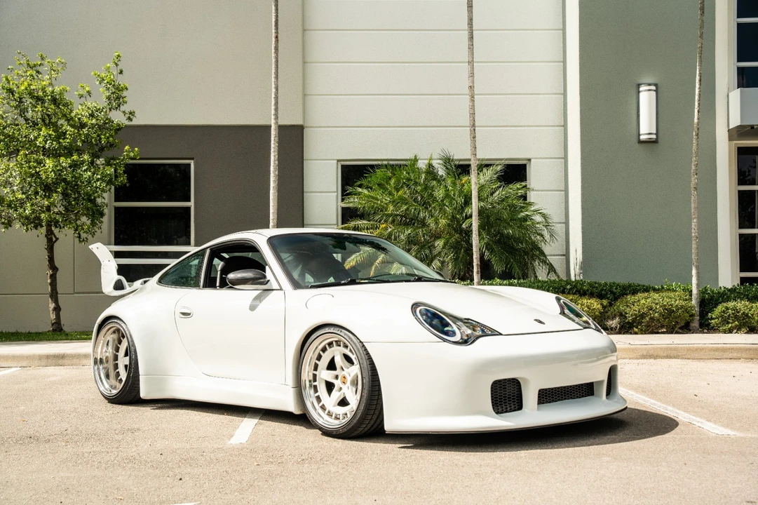 2002 Porsche 996 Carrera - Image 2 of 31