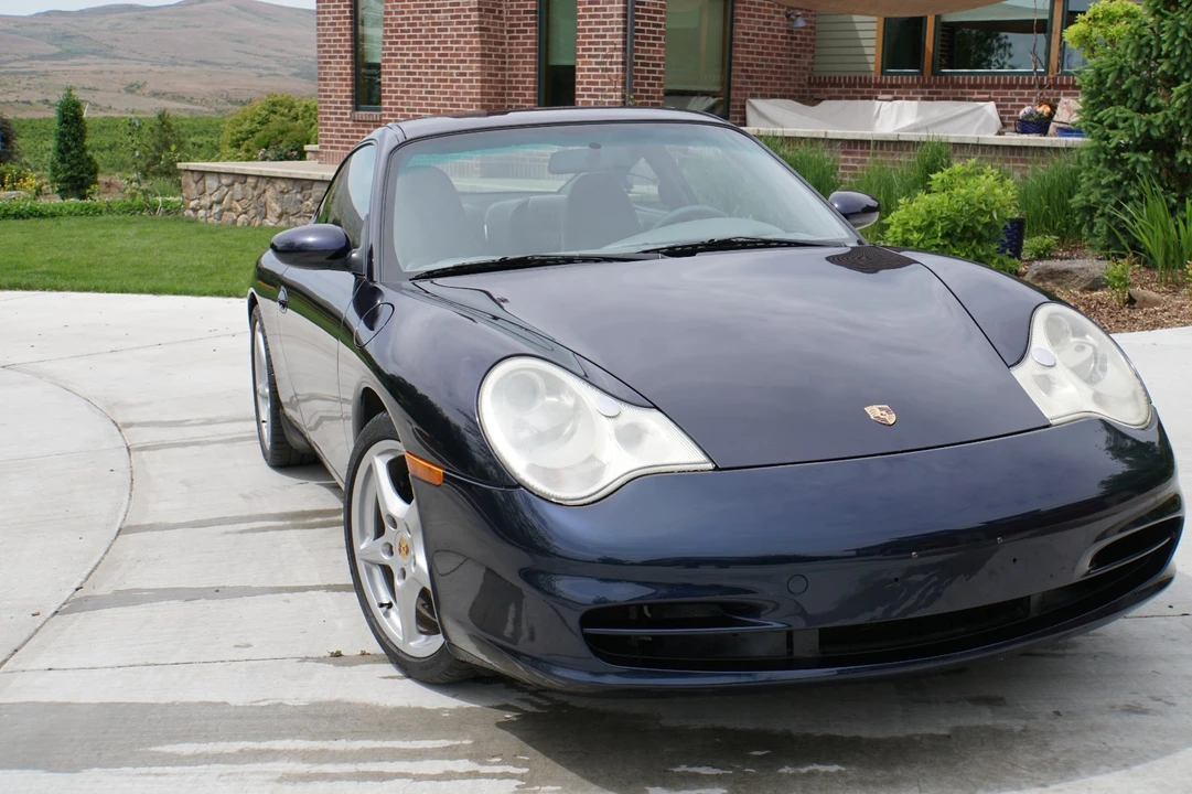 2002 Porsche 996 Carrera - Image 2 of 15