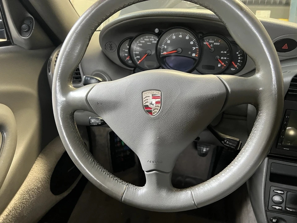 2002 Porsche 996 Carrera - Image 17 of 21
