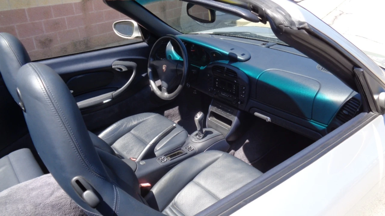 2002 Porsche 996 Carrera - Image 15 of 20