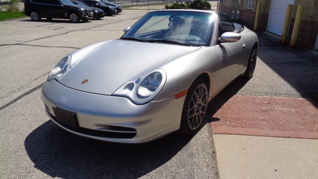 2002 Porsche 996 Carrera - Image 2 of 20