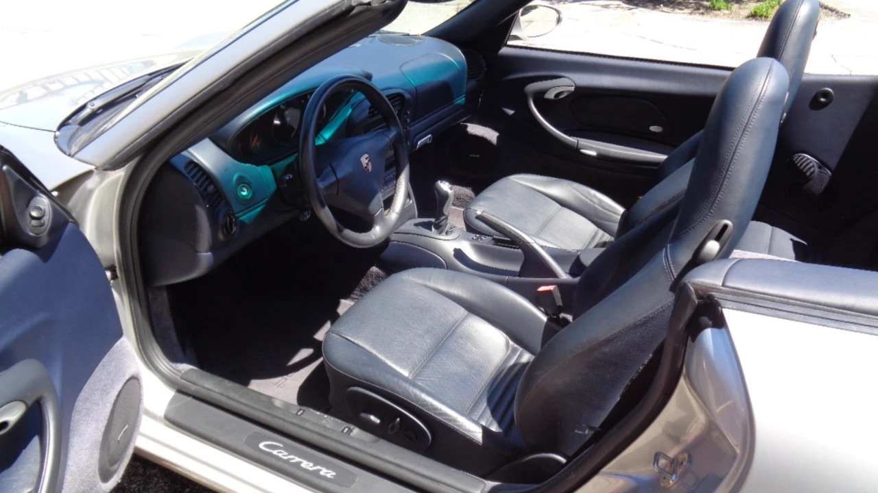 2002 Porsche 996 Carrera - Image 14 of 20