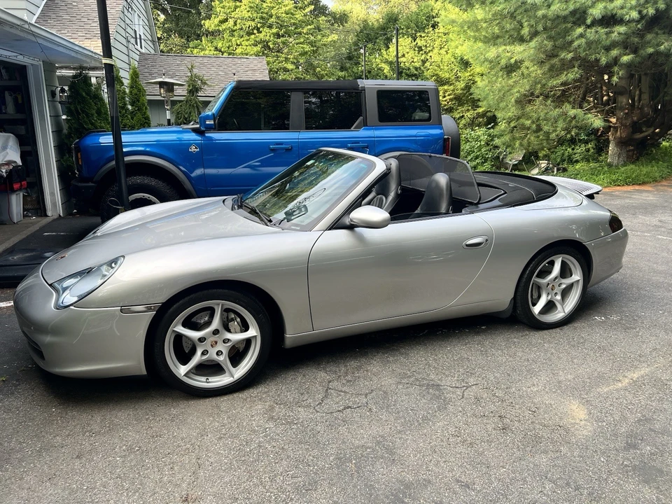 2002 Porsche 996 Carrera 4 - Image 6 of 12