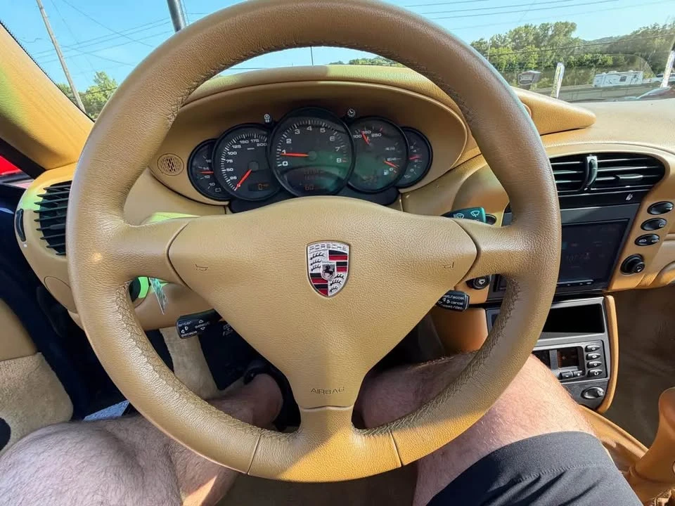 2002 Porsche 996 Carrera - Image 11 of 20