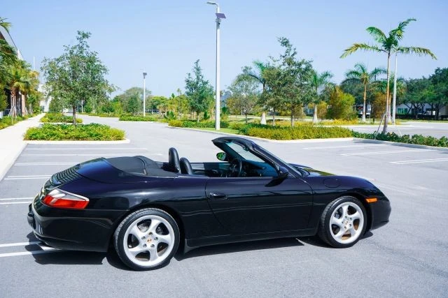 2002 Porsche 996 Carrera - Image 28 of 31